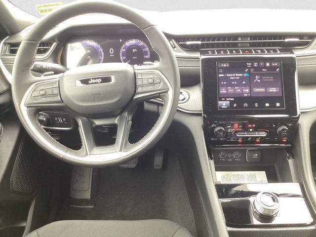 new 2025 Jeep Grand Cherokee L car, priced at $42,875