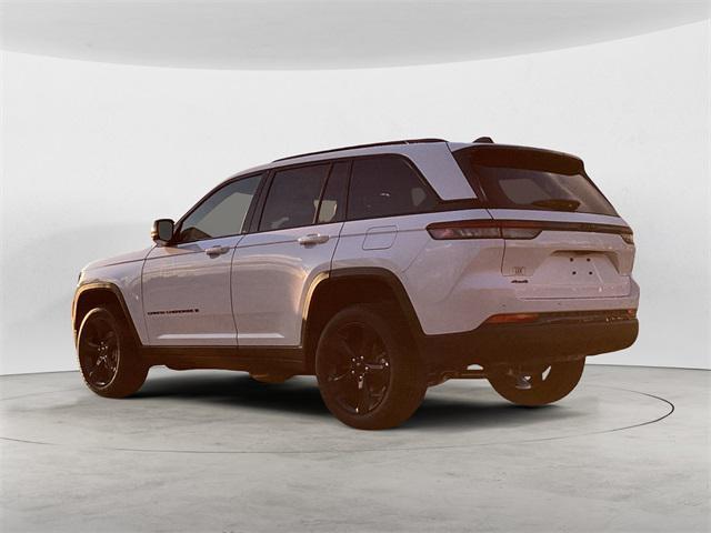 new 2025 Jeep Grand Cherokee car, priced at $43,828