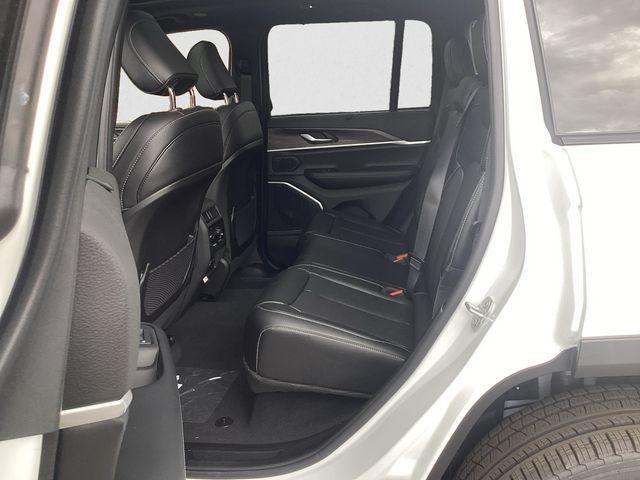 new 2025 Jeep Grand Cherokee car, priced at $51,252