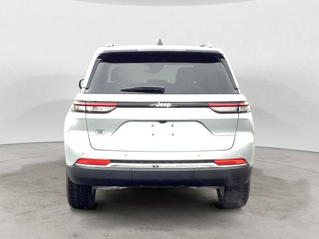 new 2025 Jeep Grand Cherokee car, priced at $39,572