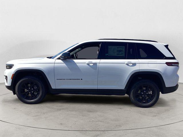 new 2025 Jeep Grand Cherokee car, priced at $42,695