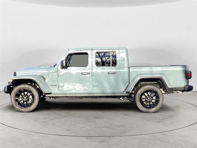 new 2025 Jeep Gladiator car, priced at $42,615