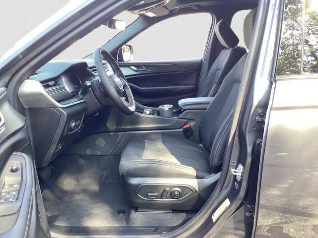 new 2025 Jeep Grand Cherokee L car, priced at $41,191
