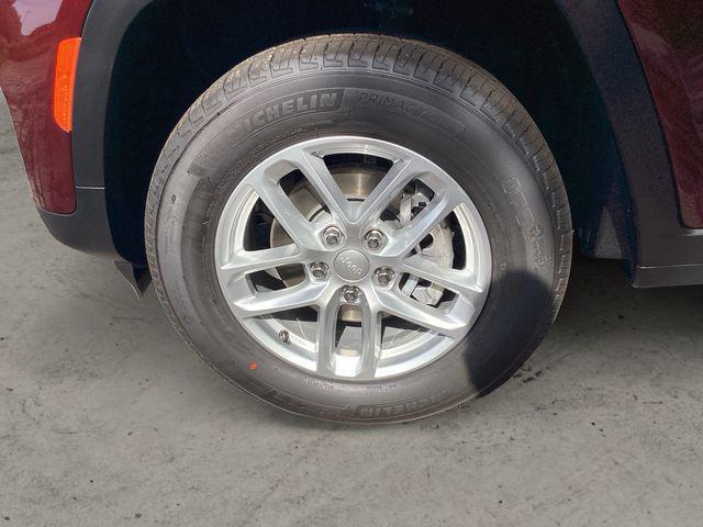 new 2025 Jeep Grand Cherokee car, priced at $37,259