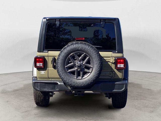 new 2025 Jeep Wrangler car, priced at $46,019