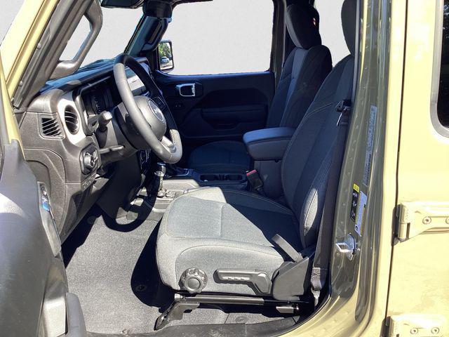 new 2025 Jeep Wrangler car, priced at $46,019