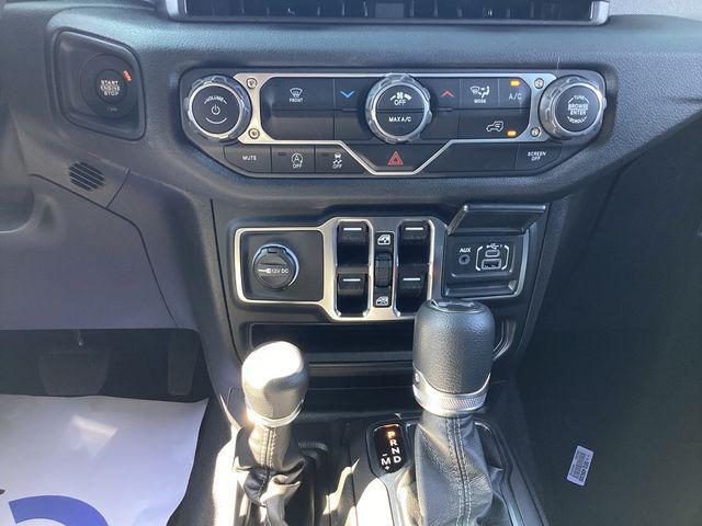 new 2025 Jeep Wrangler car, priced at $39,202