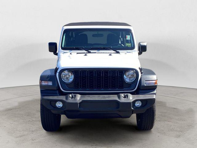 new 2025 Jeep Wrangler car, priced at $39,202