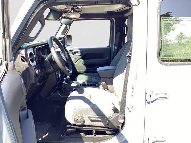 new 2025 Jeep Wrangler car, priced at $47,246