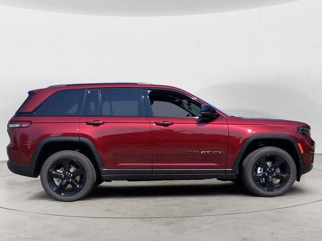 new 2024 Jeep Grand Cherokee car, priced at $41,321