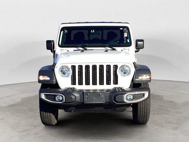 used 2023 Jeep Gladiator car, priced at $31,494