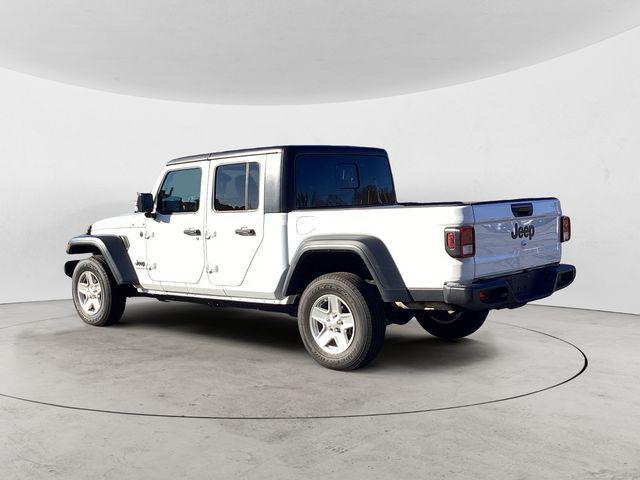 used 2023 Jeep Gladiator car, priced at $31,494