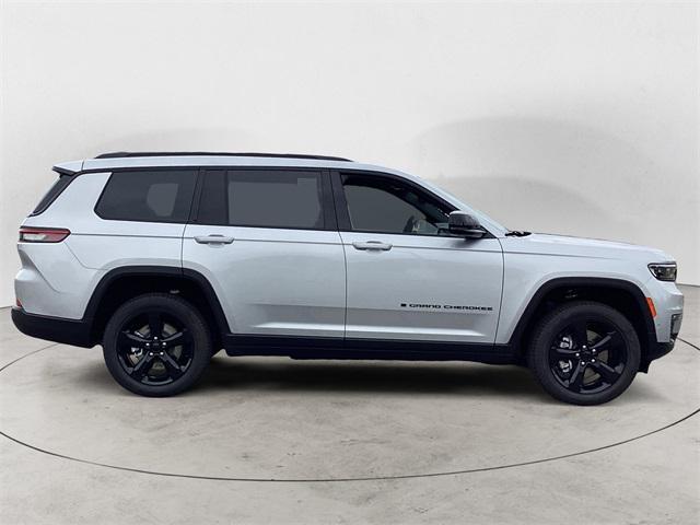 new 2024 Jeep Grand Cherokee L car, priced at $55,330