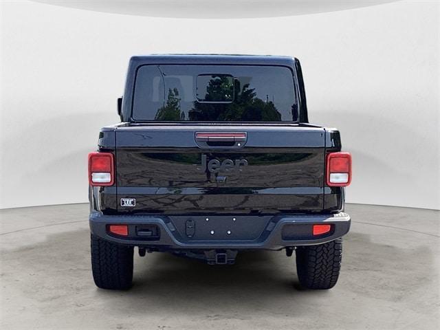 new 2024 Jeep Gladiator car, priced at $43,133