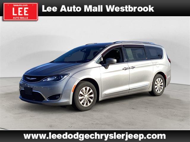 used 2018 Chrysler Pacifica car, priced at $15,991