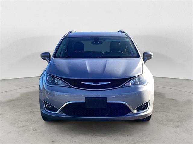 used 2018 Chrysler Pacifica car, priced at $15,991