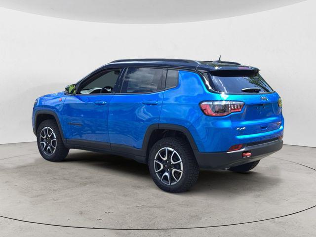 new 2024 Jeep Compass car, priced at $31,500