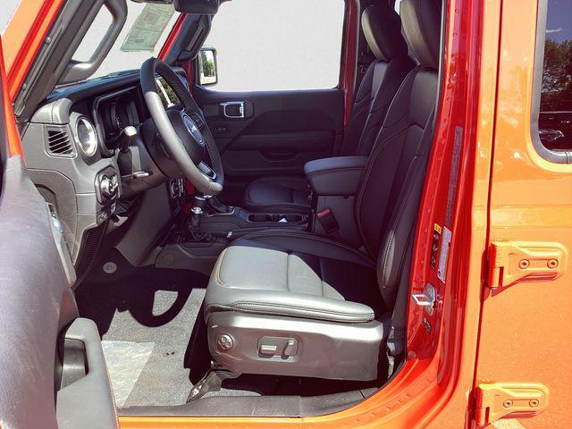 new 2025 Jeep Gladiator car, priced at $49,766