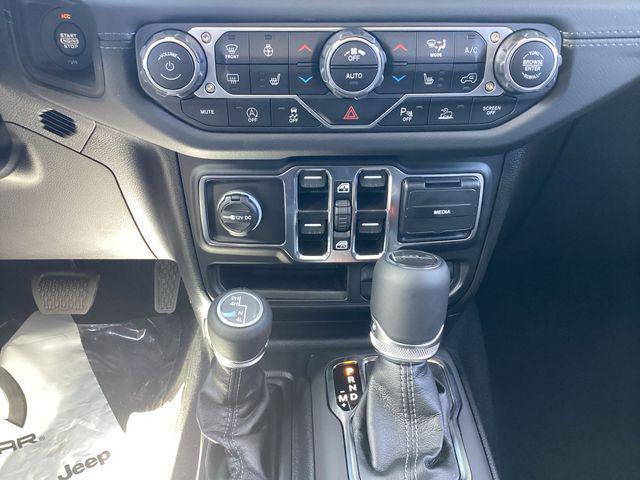 new 2025 Jeep Gladiator car, priced at $49,766