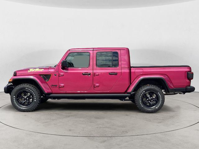 new 2024 Jeep Gladiator car, priced at $48,996