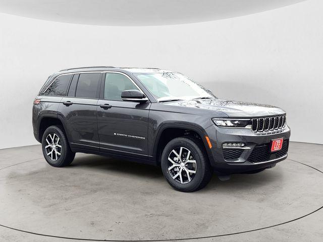 new 2025 Jeep Grand Cherokee car, priced at $46,306