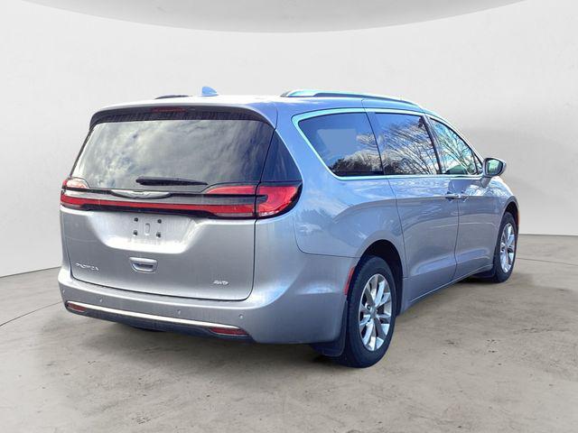 used 2021 Chrysler Pacifica car
