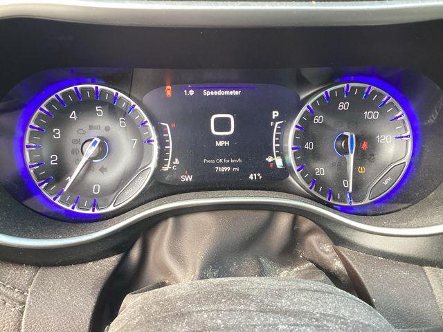 used 2021 Chrysler Pacifica car