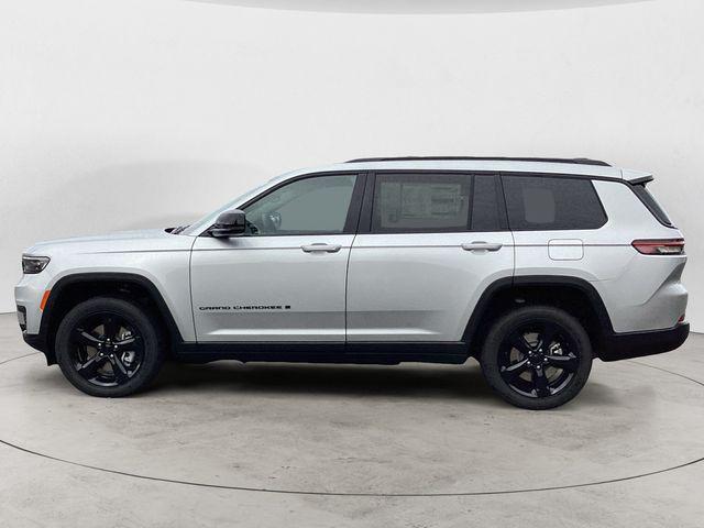 new 2024 Jeep Grand Cherokee L car, priced at $45,170