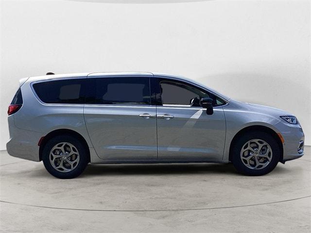 new 2024 Chrysler Pacifica car, priced at $46,910