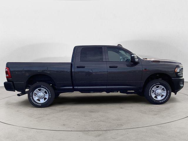 new 2024 Ram 3500 car, priced at $61,601