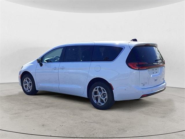 new 2024 Chrysler Pacifica car, priced at $48,715