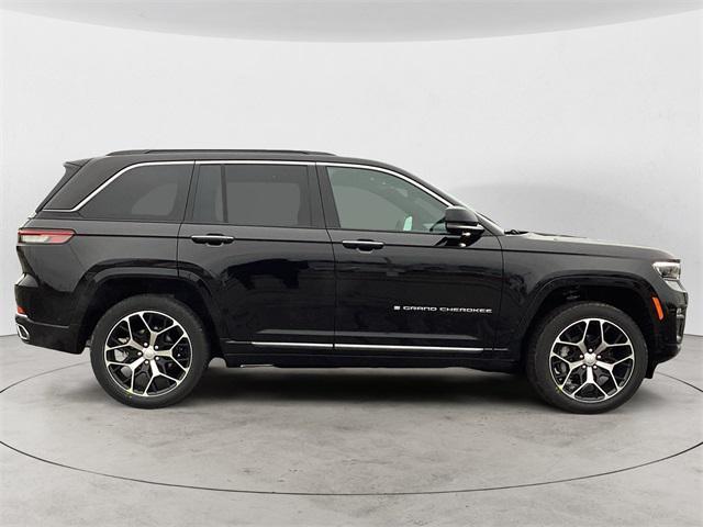 new 2025 Jeep Grand Cherokee car, priced at $67,546