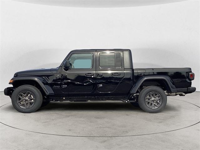 new 2024 Jeep Gladiator car, priced at $45,604