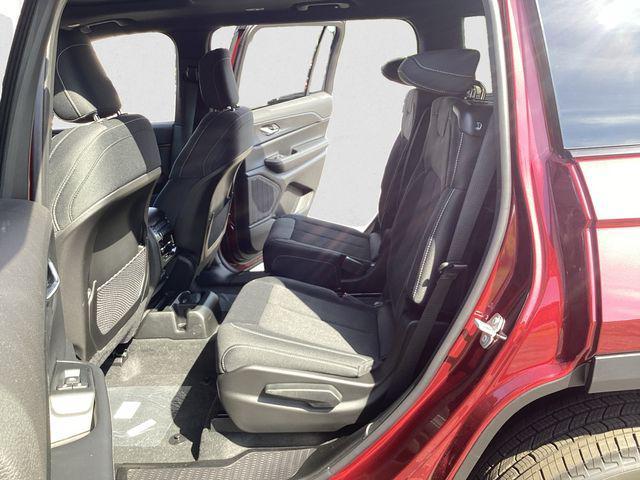 new 2025 Jeep Grand Cherokee L car, priced at $42,764