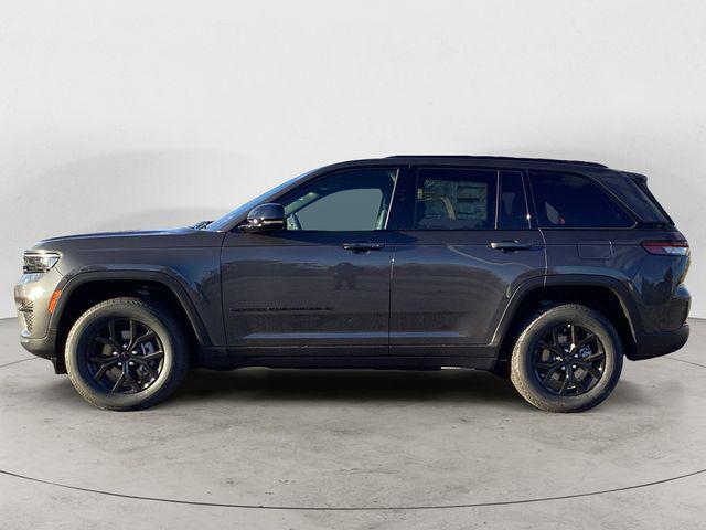 new 2025 Jeep Grand Cherokee car, priced at $43,780