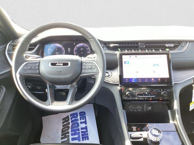 new 2025 Jeep Grand Cherokee car, priced at $43,916