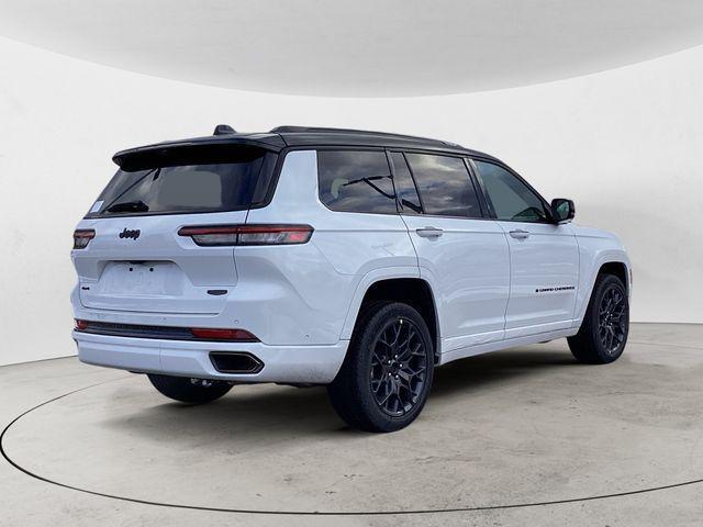 new 2025 Jeep Grand Cherokee L car, priced at $70,130