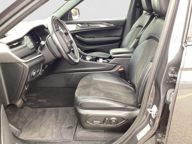 used 2022 Jeep Grand Cherokee car, priced at $30,491