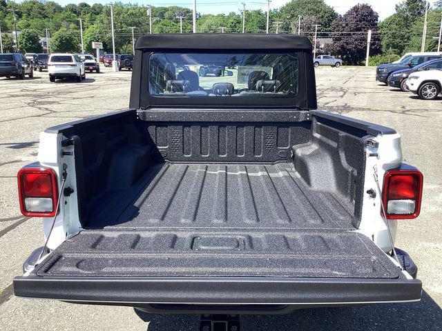 new 2025 Jeep Gladiator car, priced at $39,722