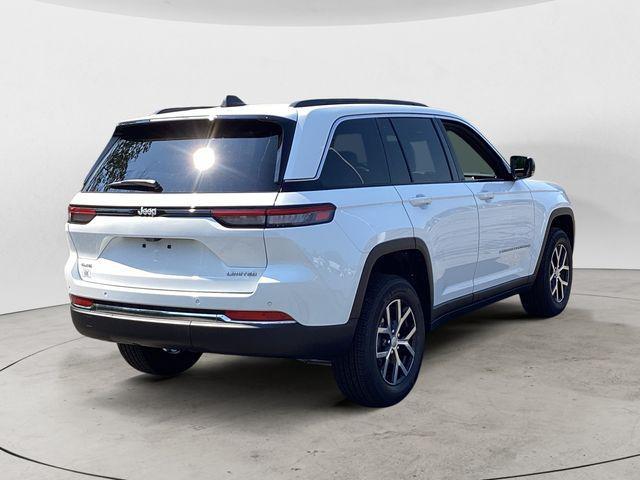 new 2025 Jeep Grand Cherokee car, priced at $44,561