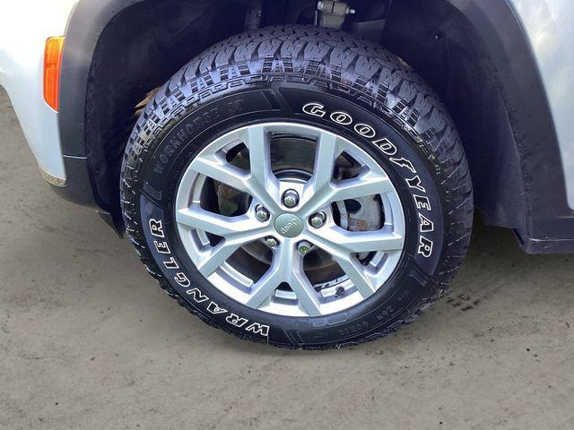 used 2021 Jeep Grand Cherokee L car, priced at $28,991