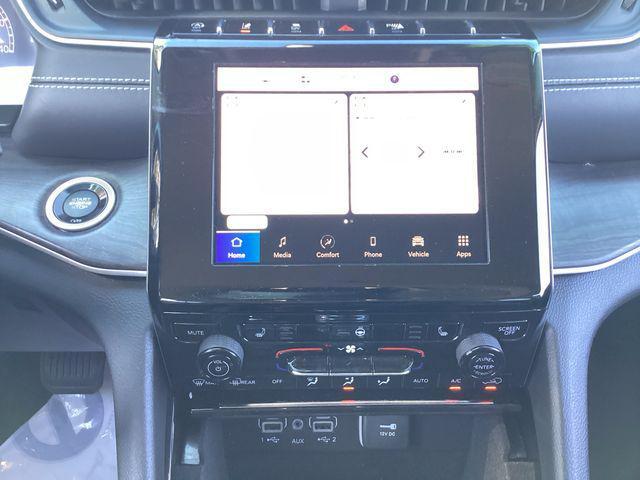 used 2021 Jeep Grand Cherokee L car, priced at $28,991