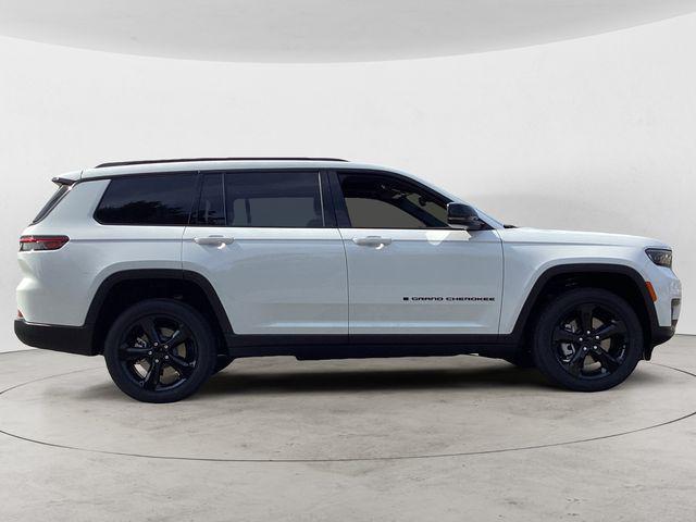 new 2024 Jeep Grand Cherokee L car, priced at $44,575