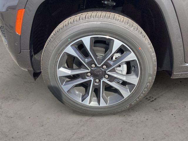 new 2025 Jeep Grand Cherokee L car, priced at $60,755
