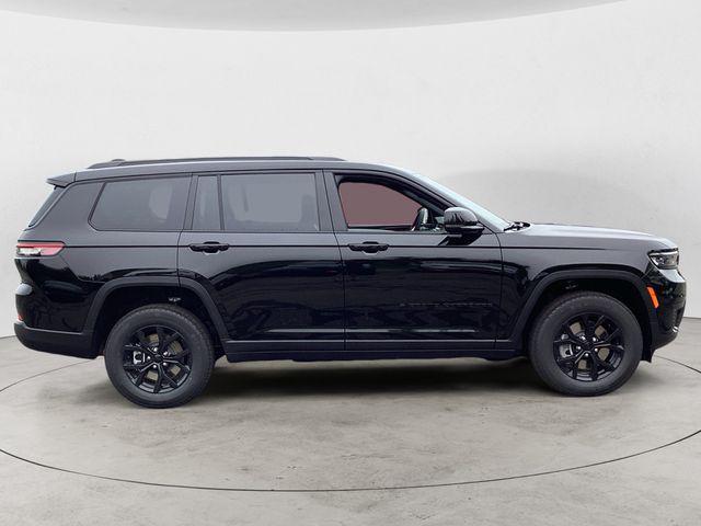 new 2024 Jeep Grand Cherokee L car, priced at $42,530