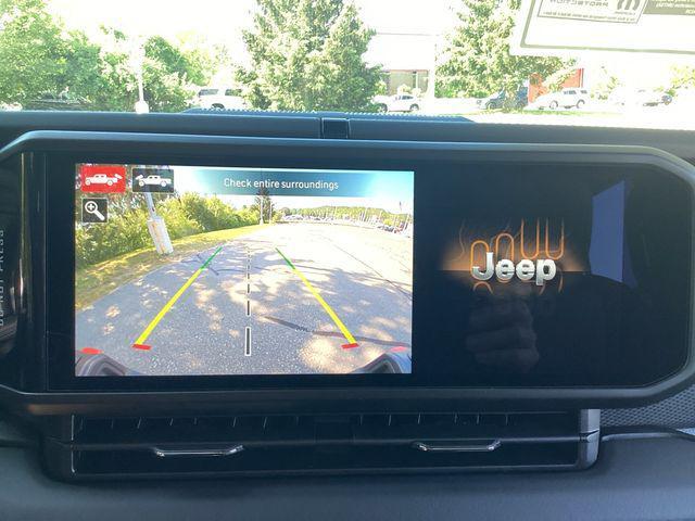 new 2025 Jeep Gladiator car, priced at $55,666