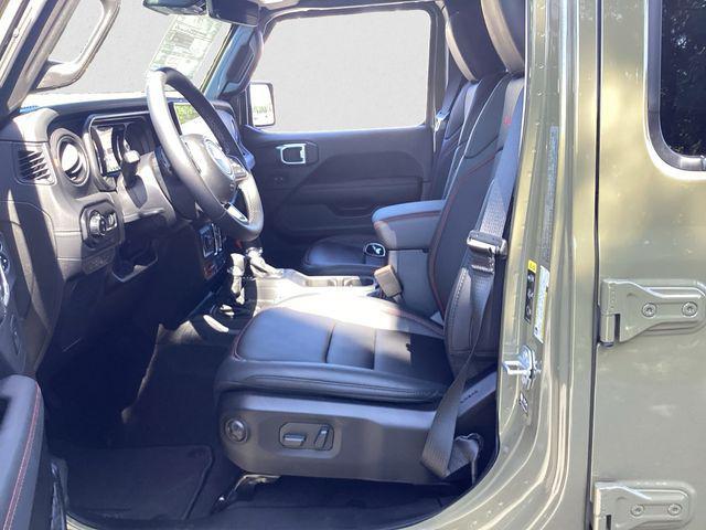 new 2025 Jeep Gladiator car, priced at $55,666
