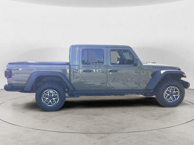 new 2025 Jeep Gladiator car, priced at $55,666