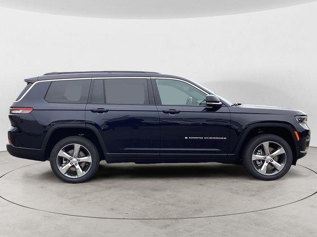 new 2024 Jeep Grand Cherokee L car, priced at $52,735