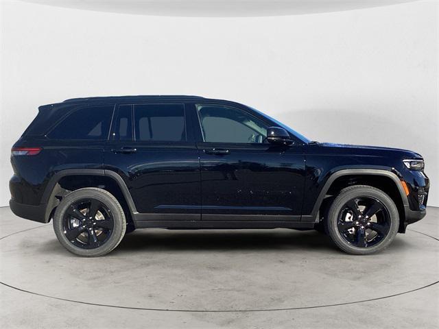 new 2025 Jeep Grand Cherokee car, priced at $44,810